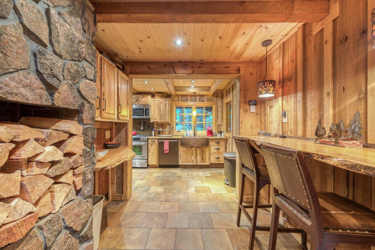 Sycamore Lodge Rhododendron 외부 사진